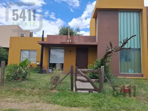 Venta Casa mas Local en Las Moreras San Luis