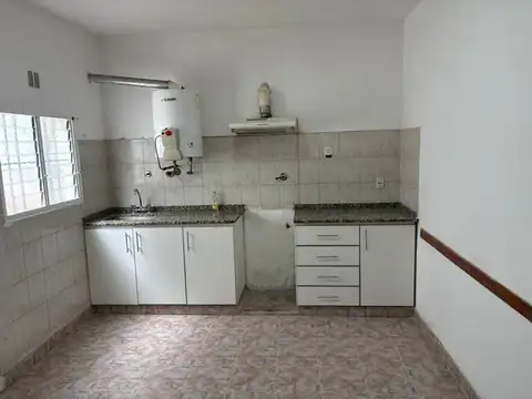 Depto Tipo Casa en Venta en San Fernando, USD 55.000