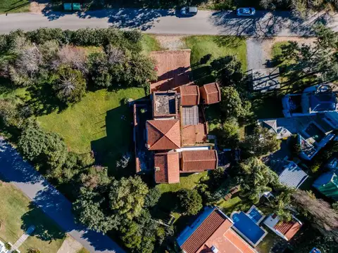 Casa en venta en La Barra de 5 dormitorios con vista al mar 100