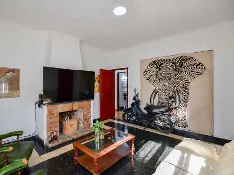 Casa en Venta con 1 cochera