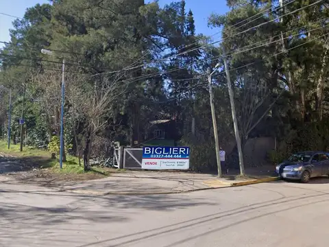 8.000m² Comercial / Residencial calle Moreno esq. Sgo. Del Estero.