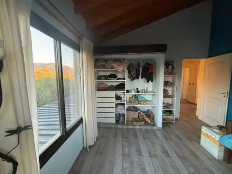 Casa 4 dormitorios con pileta en Carpinteria