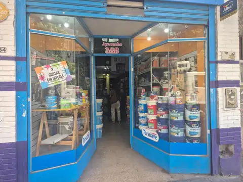 LOCAL COMERCIAL - OFICINAS EN TRES NIVELES