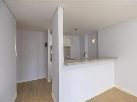 LAS LOMITAS STREET & RESIDENCE