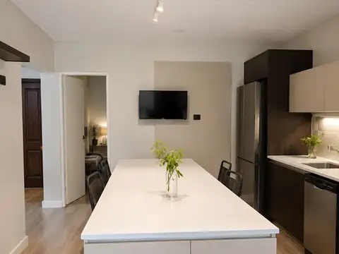 Casa en Alquiler con 1 cochera
