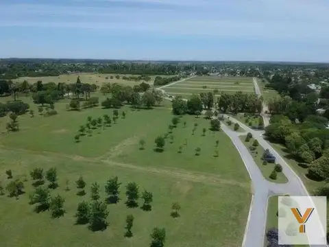 Terreno en venta - 450Mts2 - Longchamps
