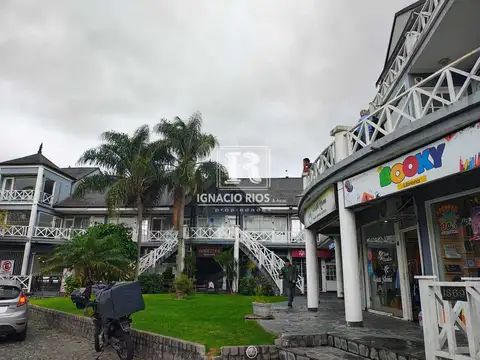 Avenida Sucre 1800