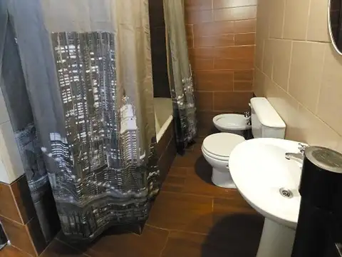 Depto Tipo Casa en Venta al Este