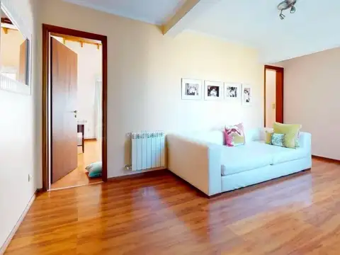 Casa en Venta en Moreno, USD 389.900
