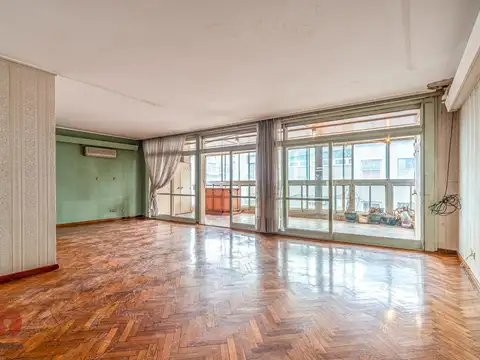 Venta departamento 4/5 ambientes con dependencia en Recoleta