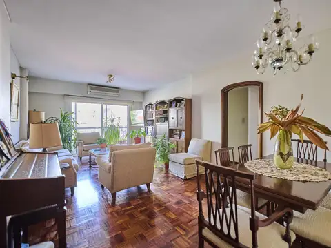 Venta de Departamento 3 Ambientes con Vestidor, Escritorio, Cochera y Baulera