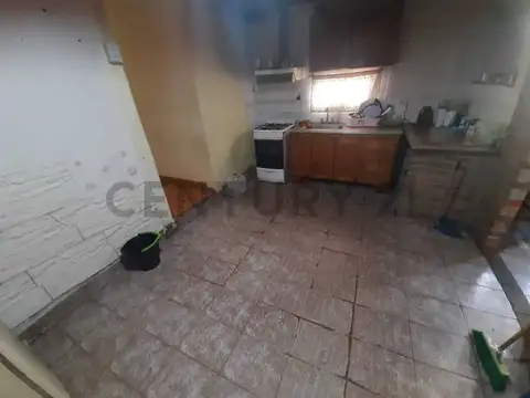 Cordoba 500, Piso 549