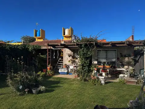 VENTA CASA EL HUAICO ZONA NORTE 4 DORM