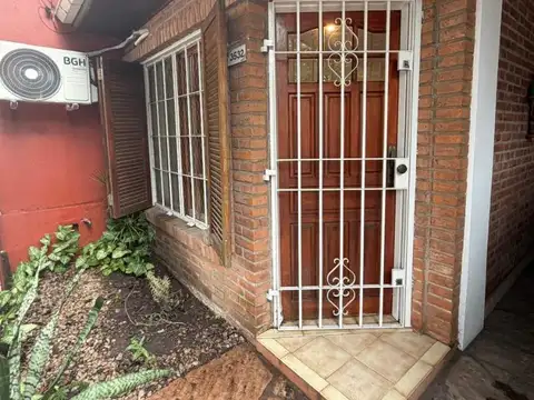 Casa en Alquiler en Carapachay, $ 1.700.000