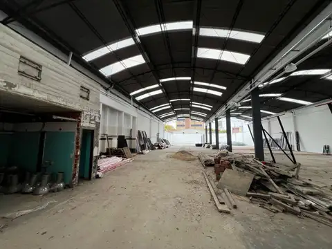 Galpon en Venta 24  mts Frente