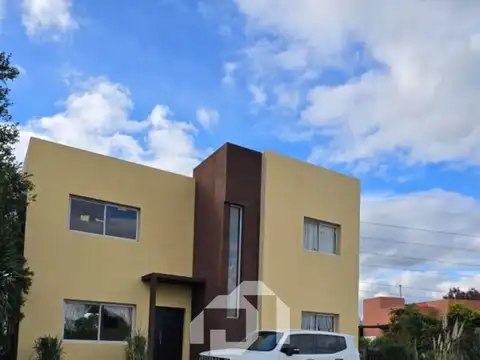 Casa en Venta en San Francisco, Villanueva, Tigre 100