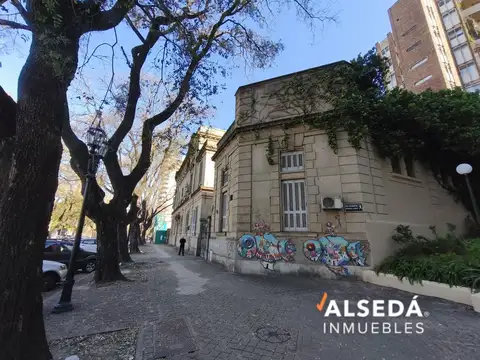 Local en Venta 50 años