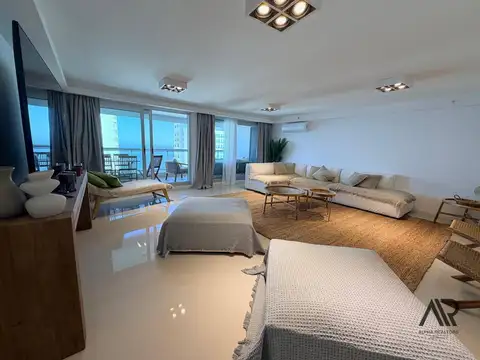 Penthouse en venta 5 dorm 5 baños c/ cochera piso 26