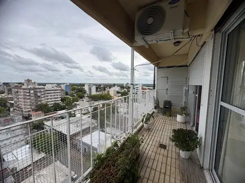 DEPARTAMENTO EN VENTA - AMEGHINO AL 700