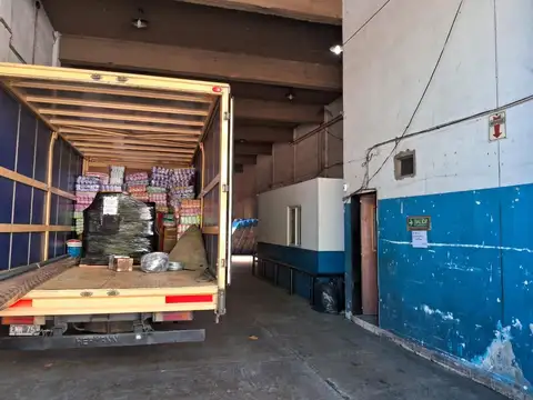 Galpon E/contenedor Santa Catalina y F. Rabanal Parabolico