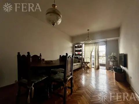 Venta de Departamento 4 ambientes con balcón en Wilde