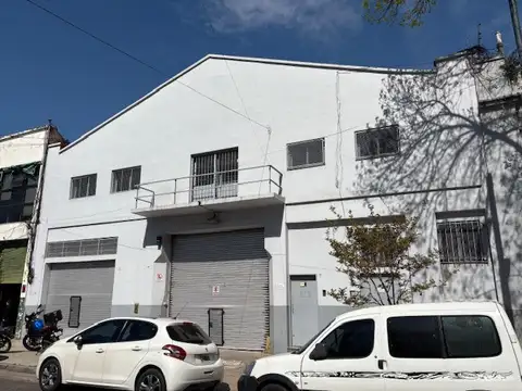 Galpon en Alquiler 66  mts Fondo