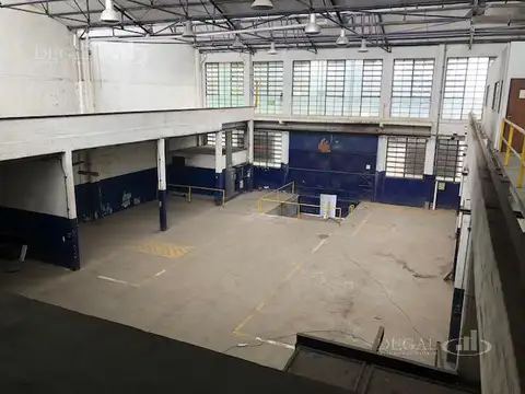 Galpon en Alquiler 46  mts Fondo