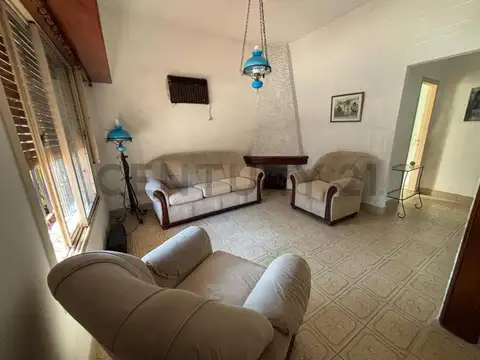 VENTA DE  2 CASAS
