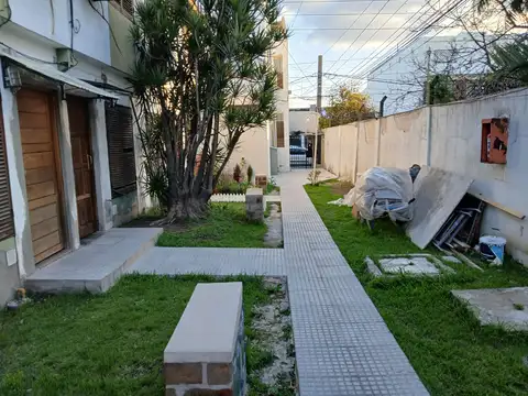 Depto Tipo Casa en Venta de 1 dormitorio
