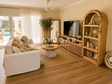 Casa en Venta en Pilar del Este - San Ramon, USD 199.000