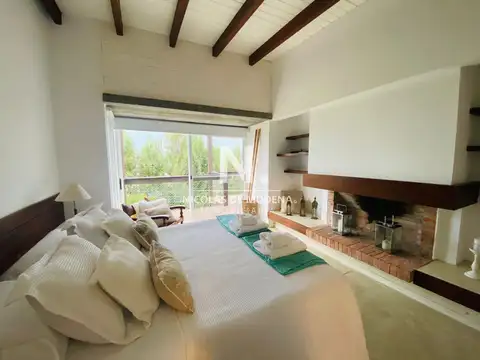 Casa en Alquiler Temporal en Punta Piedras, USD 8.500