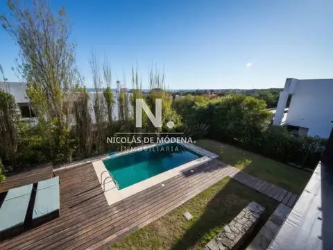 Casa en Alquiler Temporal de 6 dormitorios