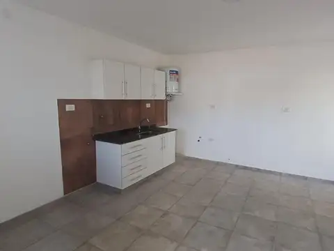 Departamento en Alquiler en Rafaela, $ 450.000