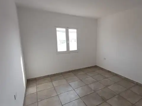 Departamento en alquiler de 2 dormitorios, en Bº 30 de Octubre