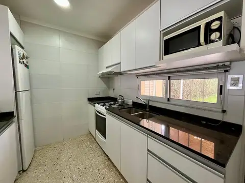 Casa en Venta en San Lorenzo, USD 189.000