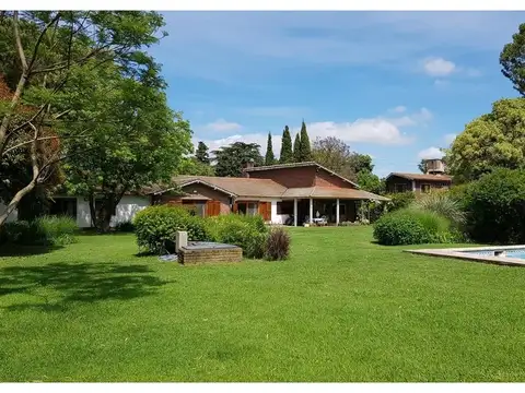 Hindu Club - 4 dormitorios. Pileta. Quincho. Jardín 2000 m2 - Alquiler FEBRERO