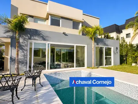 Casa en venta en Puertos, Marinas, 3 dormitorios, al agua
