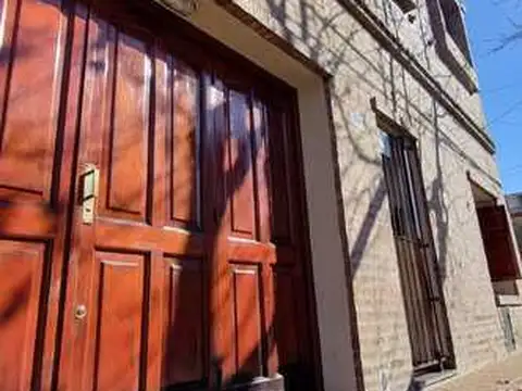Casa en Junín 2500