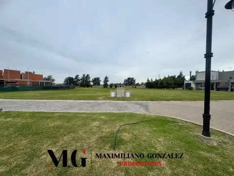Terreno en Venta 15  mts Frente