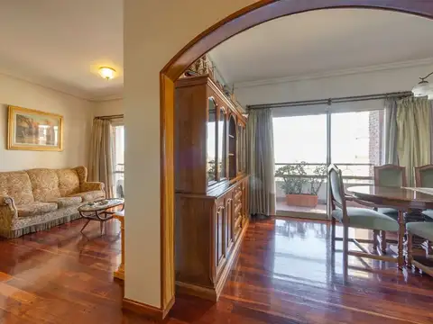 SEMIPISO EN VENTA LOMAS DE ZAMORA 4 DORMITORIOS