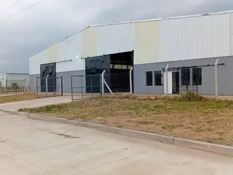 Galpón en Venta y/o Alquiler, 1200m2, en Parque Industrial Cardales - PBA Norte