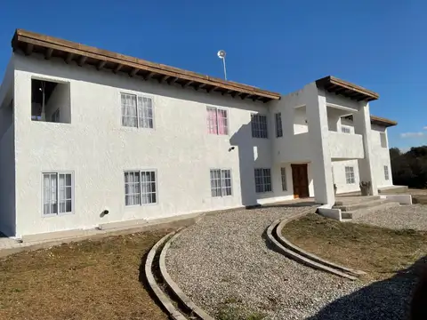 Casa en Venta con 5 cocheras