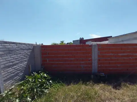Terreno en Venta 25  mts Fondo