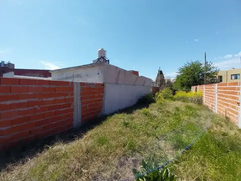 Terreno en Venta 6  mts Frente
