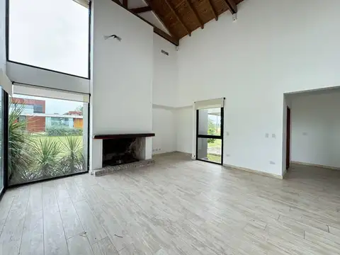La Rinconada, Ibarlucea