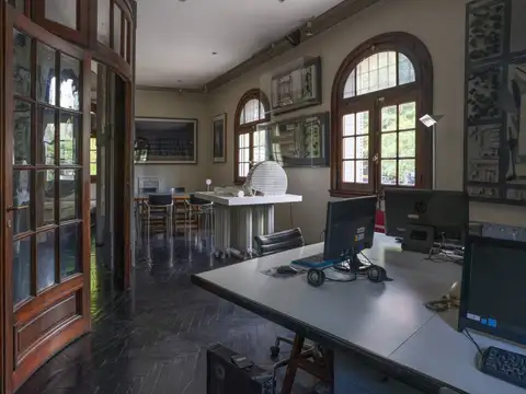 Galileo 2400, Piso 0