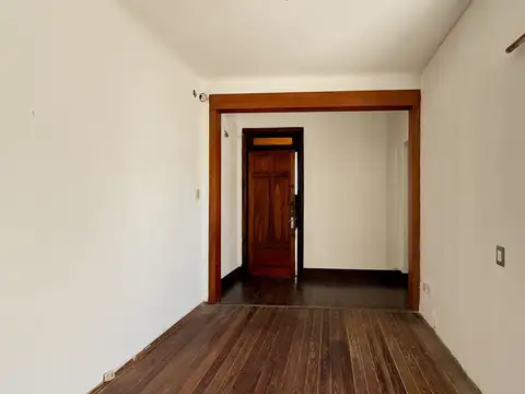 Alquiler de apartamento reciclado 1 dormitorio primero piso contrafrente