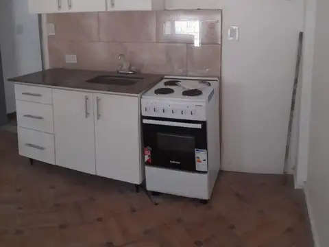 Frondizi 3700, Piso PB