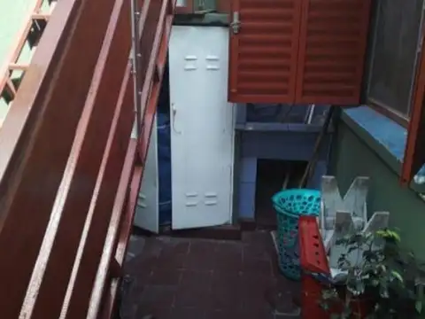 Depto Tipo Casa en Venta en Ramos Mejía, USD 70.000