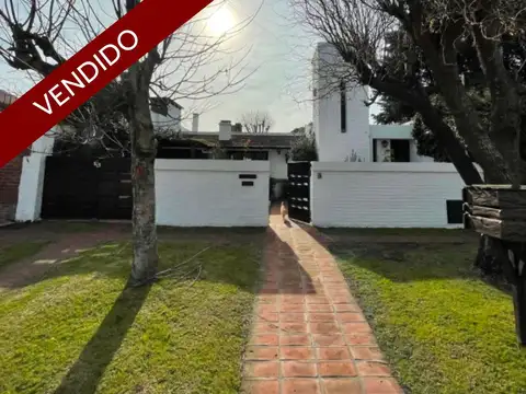 Chalet en el barrio Constitución. VENDIDO